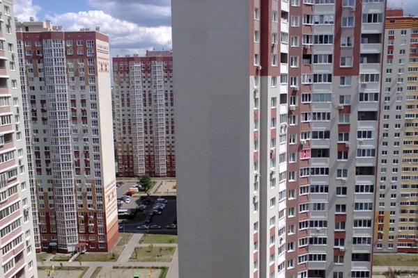 
        Берите то, что постарше. Россиянам посоветовали не покупать новостройки    