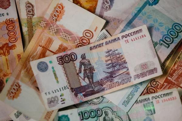 Как мы будем жить с 1 января 2026-го: пенсии и соцвыплаты больше, налоги и цены выше, в армию весь год