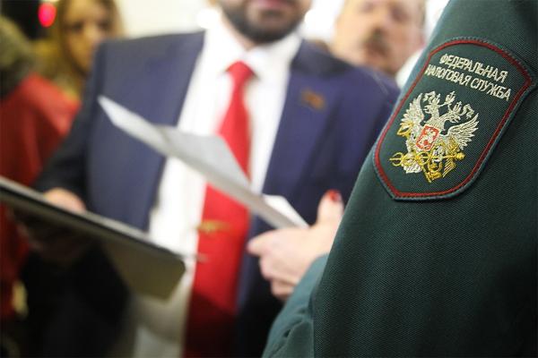 Конец конвертов: С 2026 года ФНС увидит серую зарплату и накажет начальников и вас