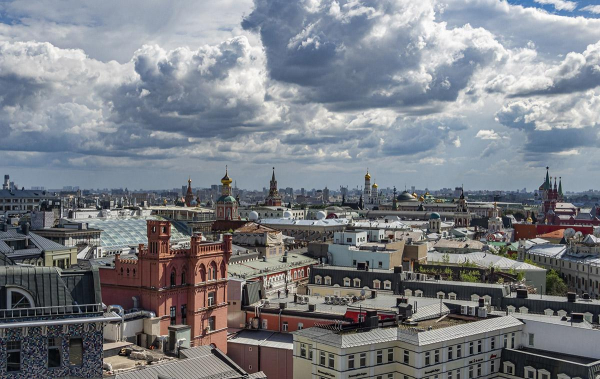 Обычно городами называют крупные поселения с развитой инфраструктурой, дорожной сетью и социальными объектами