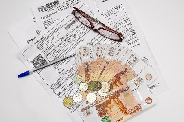 Двойное повышение тарифов ЖКХ в 2026 году: как смягчить удар по семейному бюджету