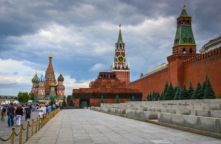 Мавзолей Ленина отреставрируют за 20 млн рублей Мавзолей Ленина отреставрируют за 20 млн рублей