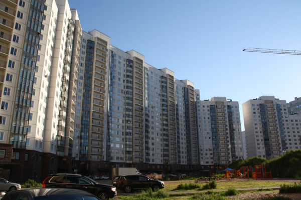 
                                            Вторичный рынок Петербурга за год сократился на 25%, а цена выросла на 13%                                         