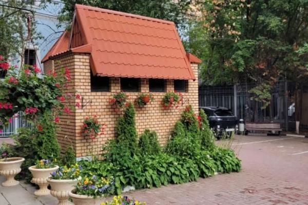 
        Сотни тысяч рублей в год. Выяснилась сумма налога на квартиру Долиной-Лурье    