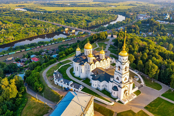 
                    Владимиро-суздальское зодчество: история и главные памятники архитектуры

                