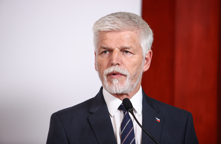 Чешский президент: Украина готова пойти на &laquo;болезненные уступки&raquo; ради мира