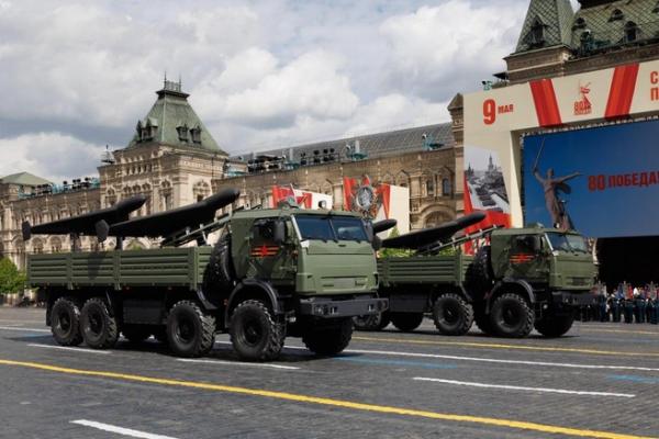 Что пишут иностранные СМИ о параде в Москве Что пишут иностранные СМИ о параде в Москве