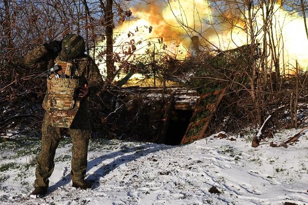 Новости СВО. ВС РФ наступают в Константиновке и под Славянском, Киев бросил под Купянск наёмников, Буданов возглавил Офис Зеленского, 3 января