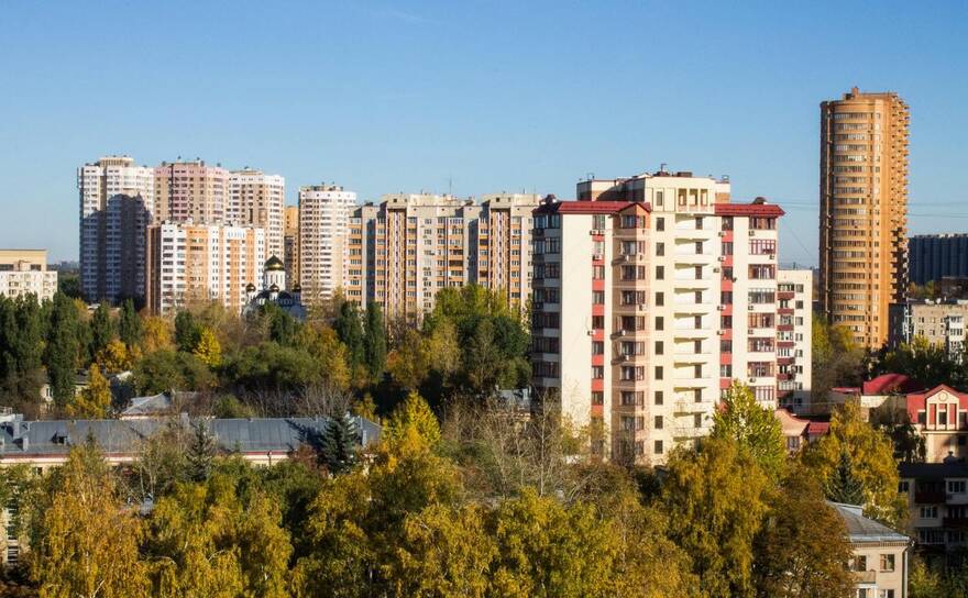 Вечерний Novostroy: отстающие от себестоимости цены, возобновленные выдачи семейной ипотеки, резкий рост числа жилзаймов и все дольше продающаяся «вторичка»0